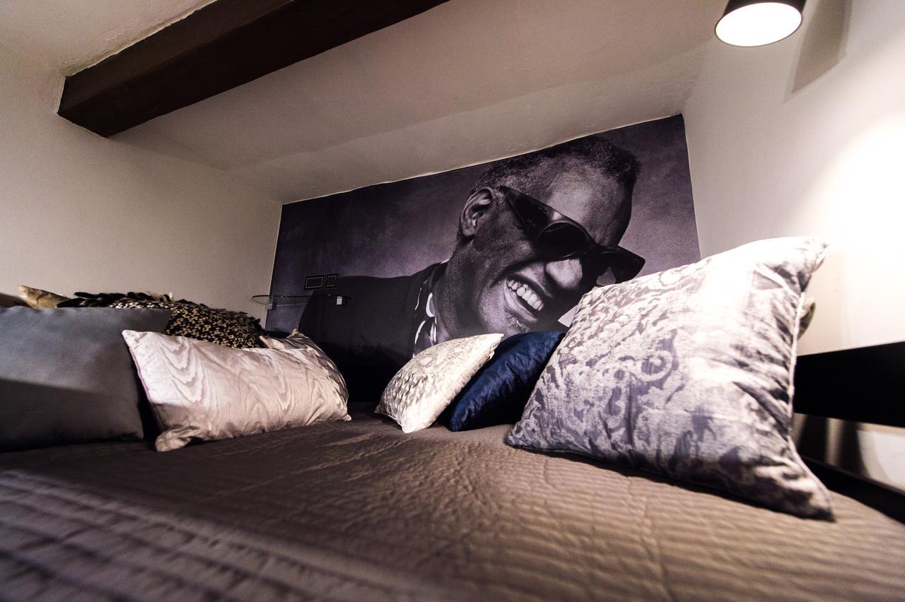 Herberg Backstage Boutique Music Themed Townhouse